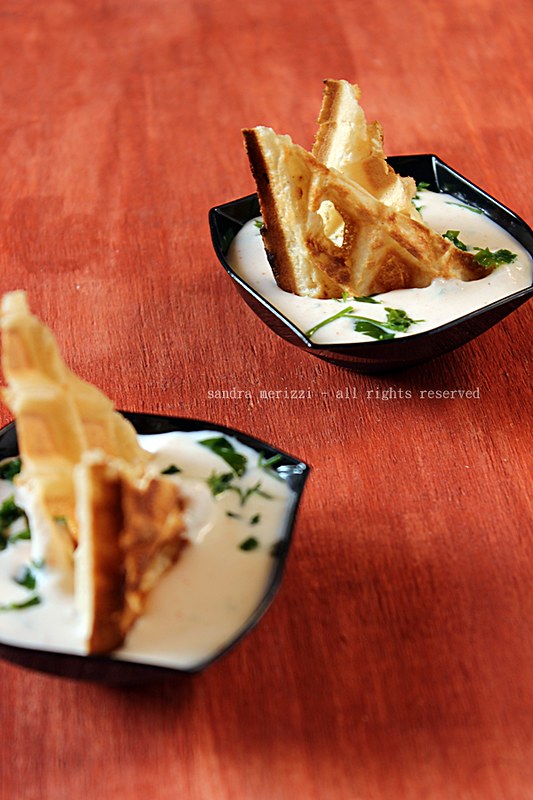 Cialde Salate Con Mousse Di Ricotta E Salmone