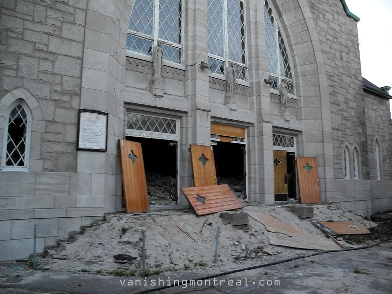 Vanishing Montreal NotreDameDeLaPaix completely destroyed ; Notre