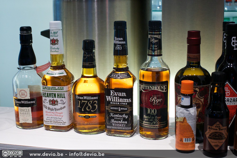 Heaven Hill Bowling & Cocktail Competition Whisky with Friends