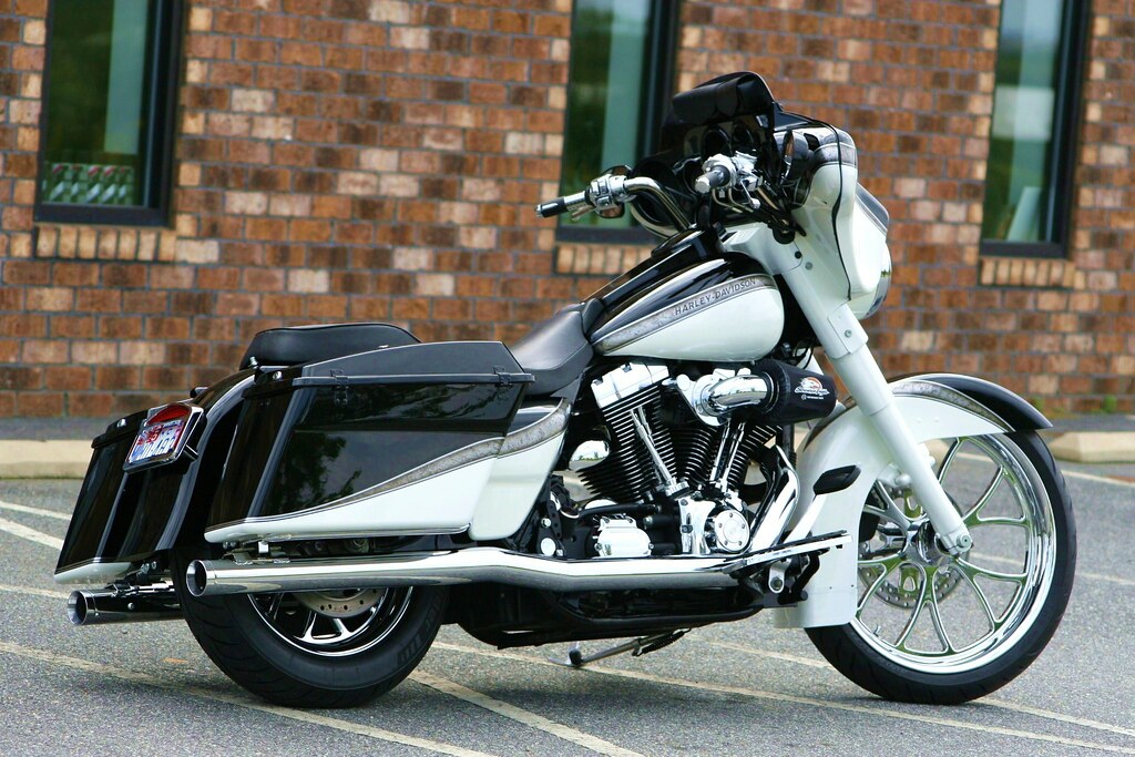 2005 HD Electra Glide Custom Taringa!