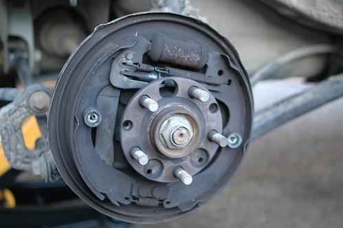 In need: Pictures of impreza drum brake - 1990 to Present Legacy