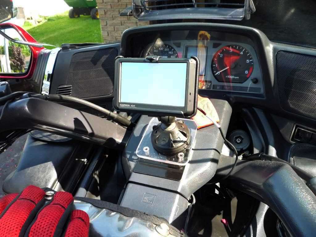 GL1500 mount satellite radio and GPS Steve Saunders Goldwing Forums