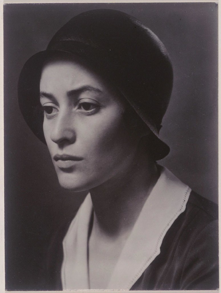 Dorothy Norman IX, by Alfred Stieglitz 1930 a photo on Flickriver