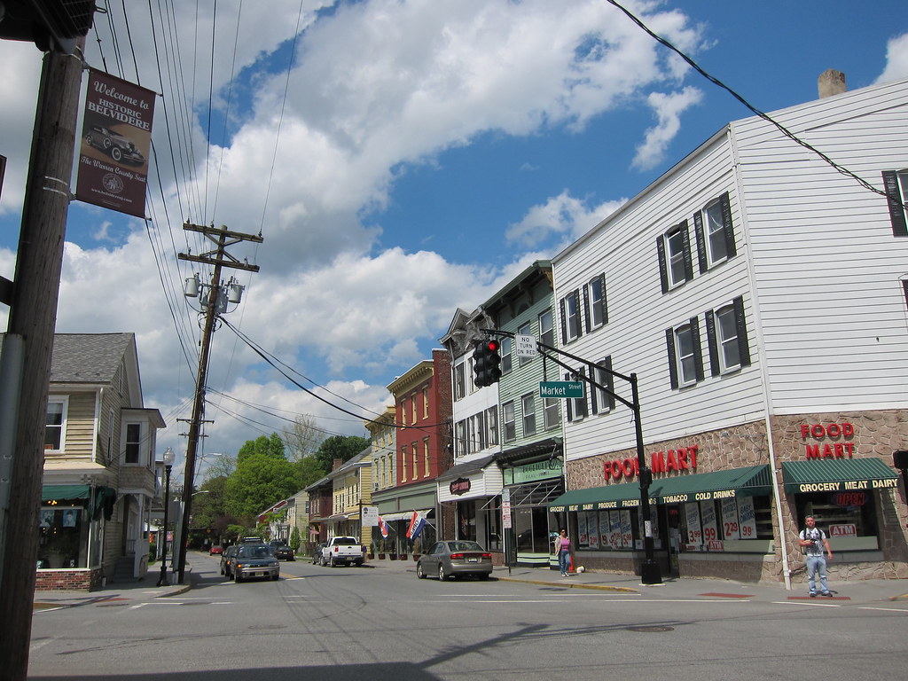 Belvidere, NJ Riding through a small little town on way fr… Flickr
