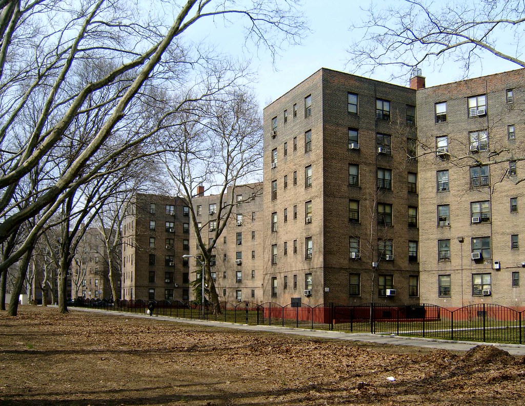 Queensbridge Houses, Long Island City a photo on Flickriver