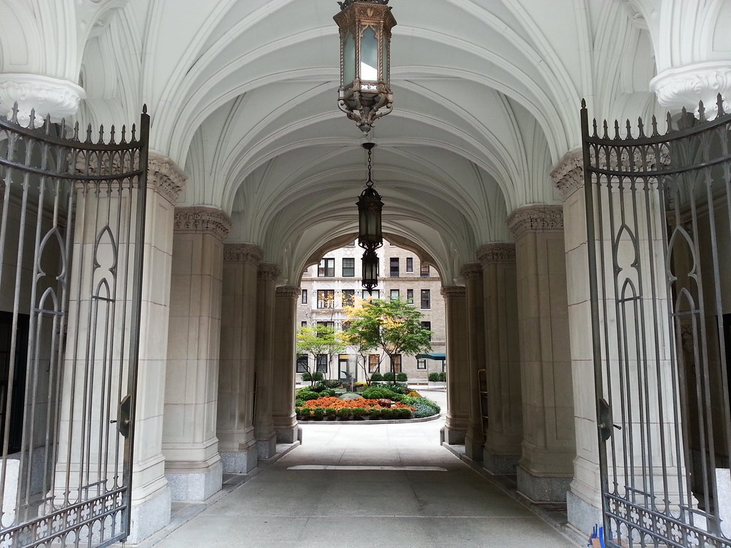1185 Avenue of the Americas, New York, NY 10036 LoopNet
