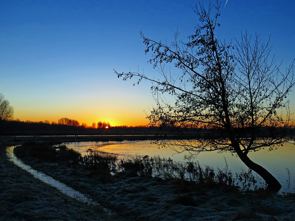 Dunton, Biggleswade SG18, UK Sunrise Sunset Times