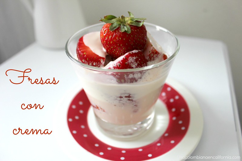 Arriba 66+ imagen fresas con crema batida receta Abzlocal.mx