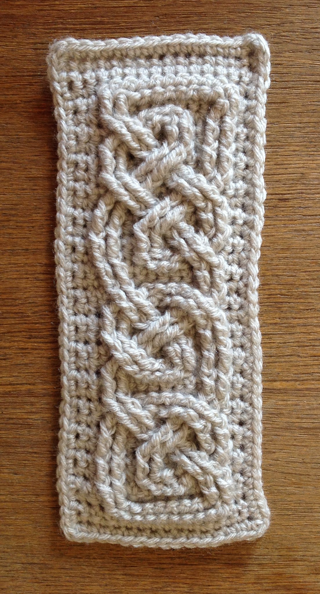 Suvi's Crochet Book of Kells Small Celtic Cables