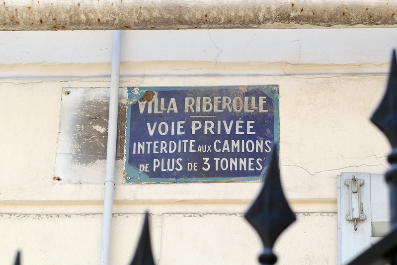Vers la rue de Bagnolet… Je ne sais pas choisir
