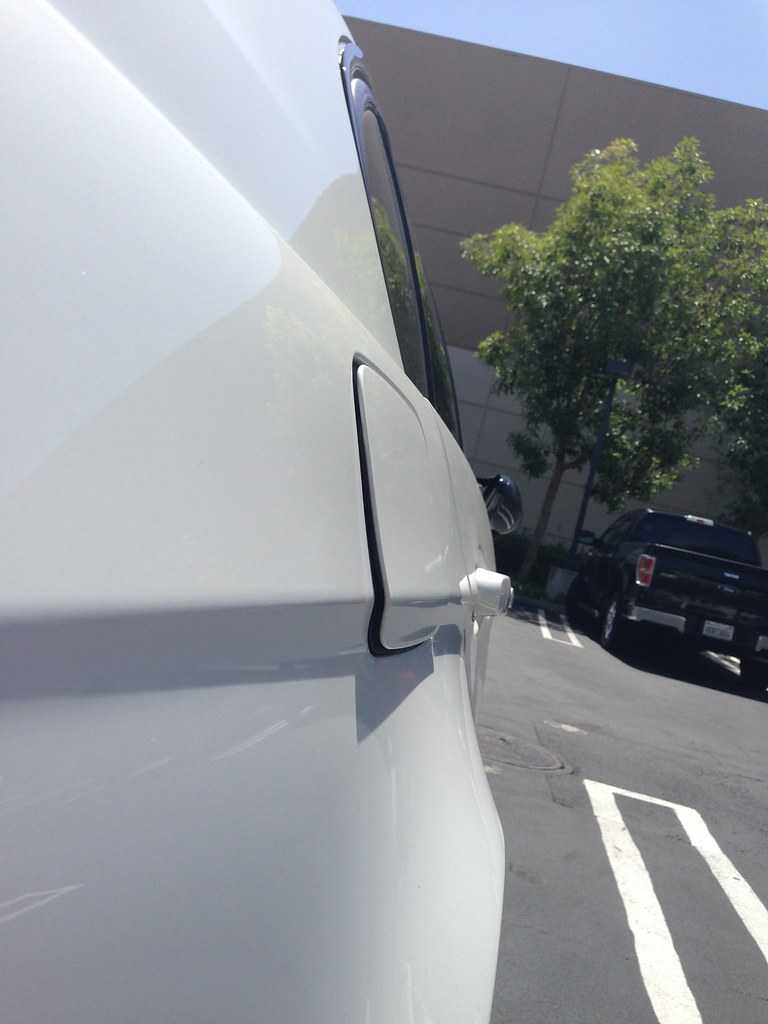 E90 M3 Fuel Door Not Flush With Body