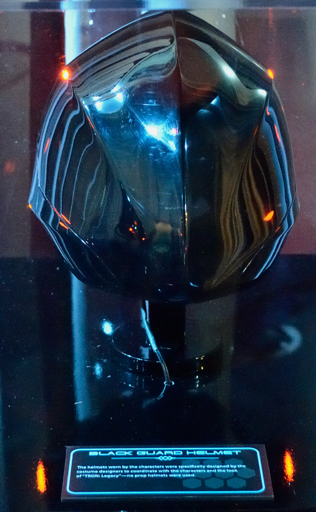 Tron Legacy RINZLER helmet!!!