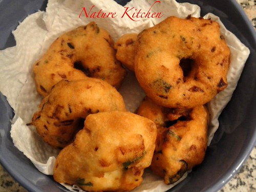 Nature Kitchen: Medhu Vada