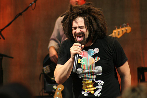 Triangle Music Counting Crows' 'Traveling Circus' simply doesn't work