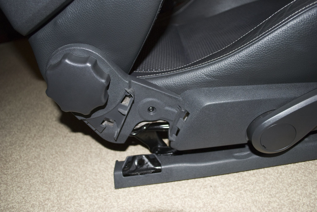 Astra VXR Recaro Seat Fix Detailing World