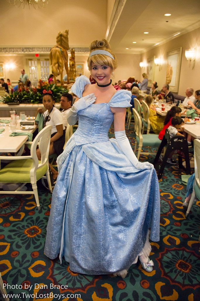 Cinderella's Happily Ever After Dinner at Disney Character Central