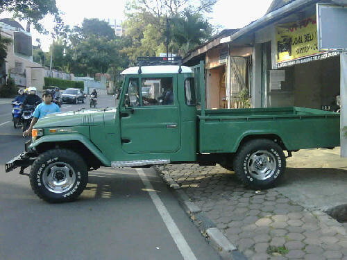 Dijual Toyota Land Cruiser Pick Up (Model FJ45) 1970