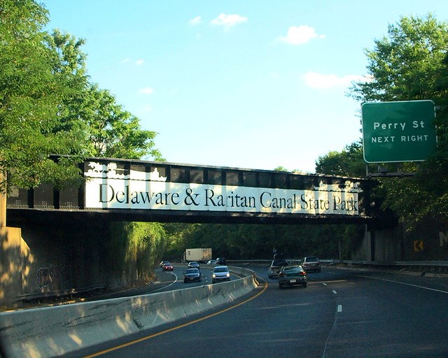 M37.3 Delaware and Raritan Canal State Park Bridge over US Route 1