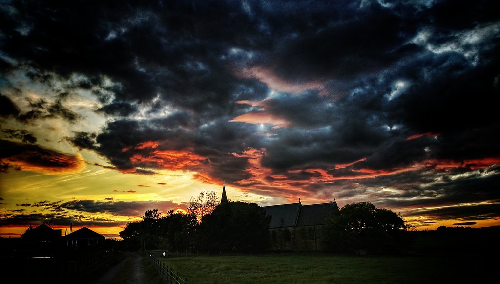 33 Holywood, Wolsingham, Auckland DL13 3HE イギリス日の出日の入り時間