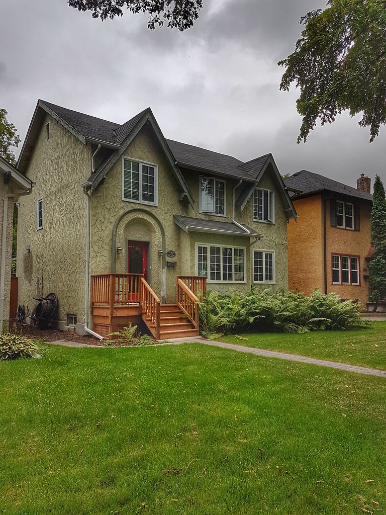 Winnipeg's Hidden Gem, River Heights An Historian About Town