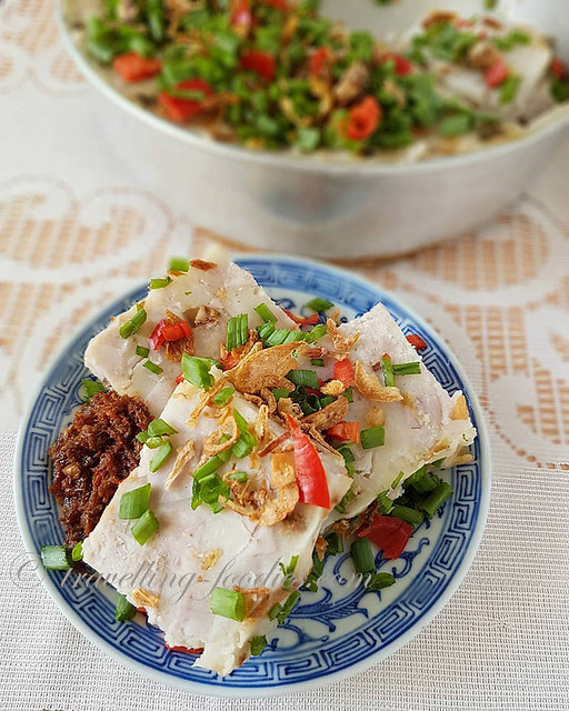 Steamed Sakura Ebi Taro Kueh (樱花虾芋头糕) The Chubby Chef