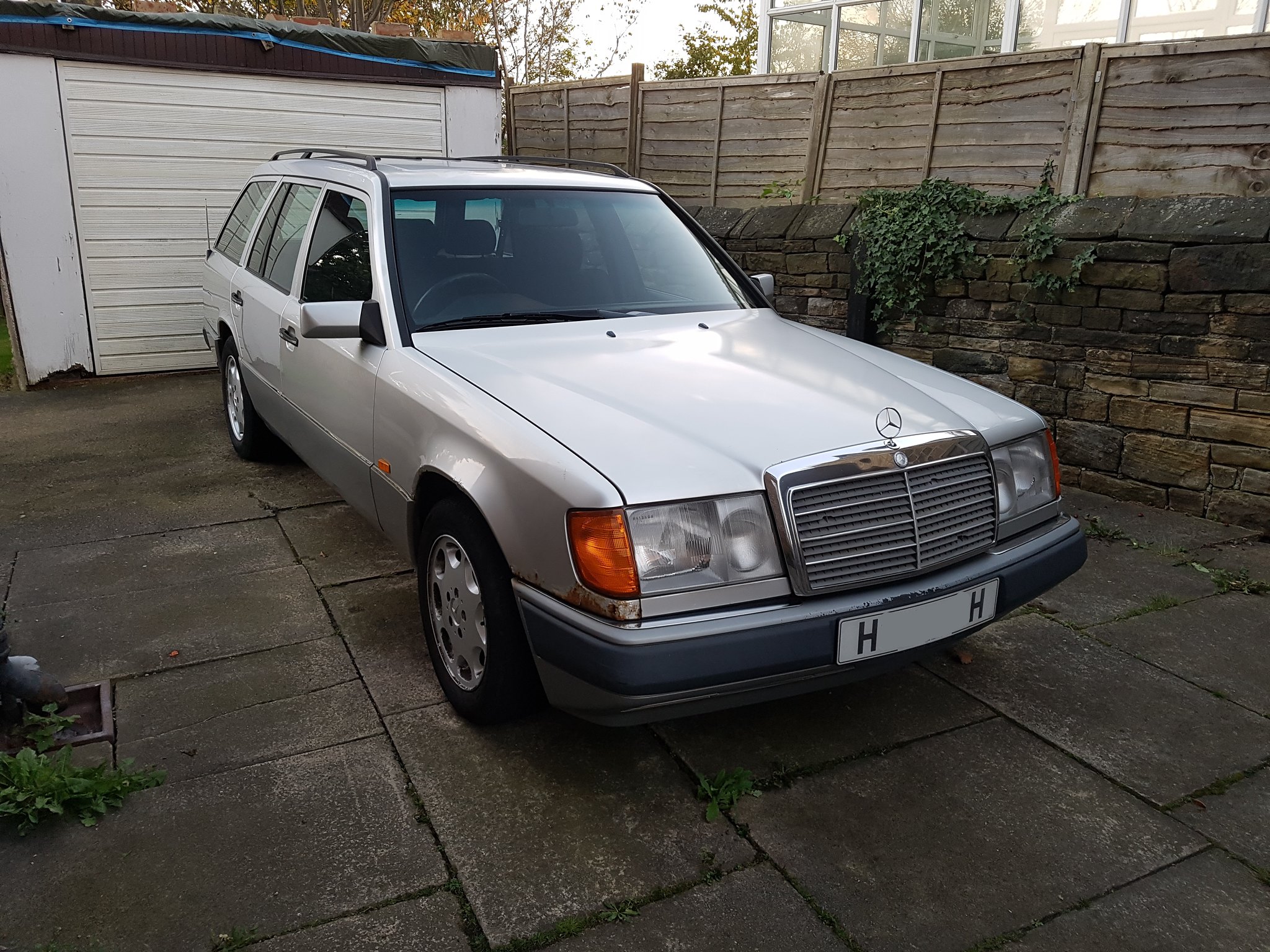 1991 Mercedes E300d W124 Estate £1100 Huddersfield SOLD Retro Rides