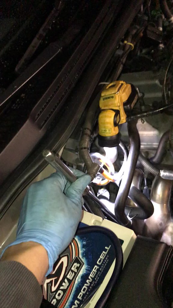 Need help removing B2S1 O2 sensor | Lexus IS Forum