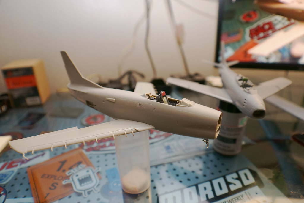 Model aircraft painting tips