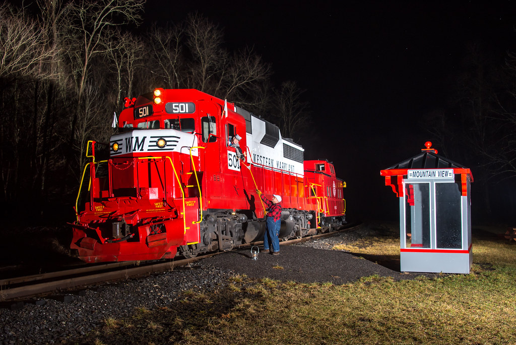 Elevation of Burning Mines Rd SW, Frostburg, MD, USA Topographic Map