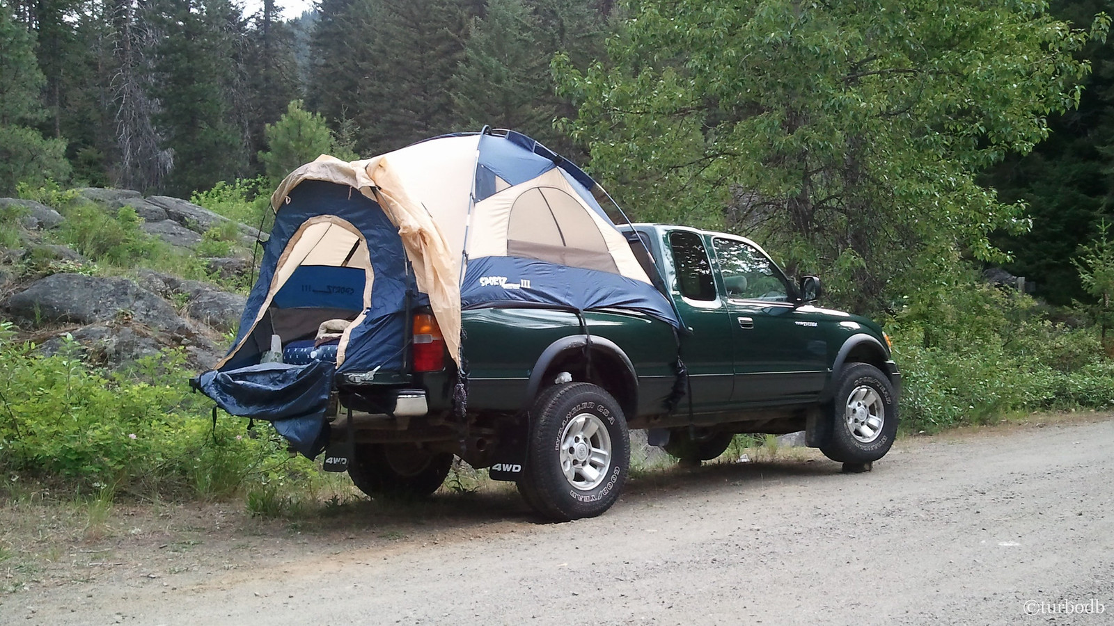 Sportz Truck Tent and Truck Bedzzz ADVENTURETACO