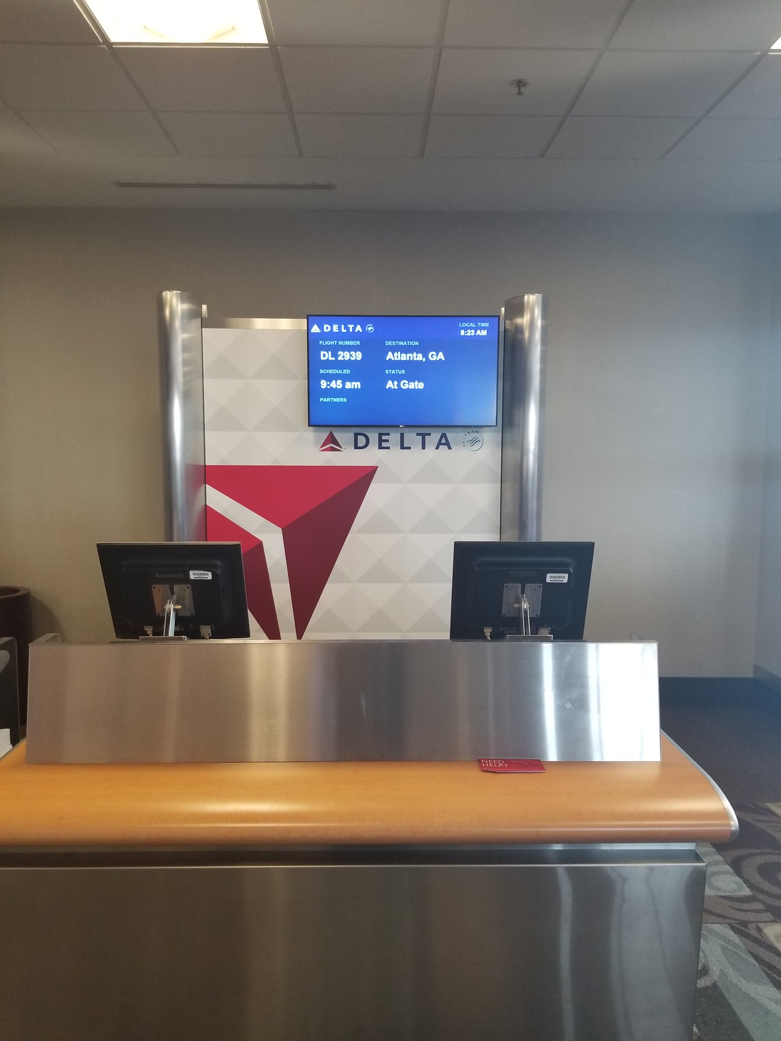 Review of Delta Air Lines flight from Nashville to Nashville in Economy