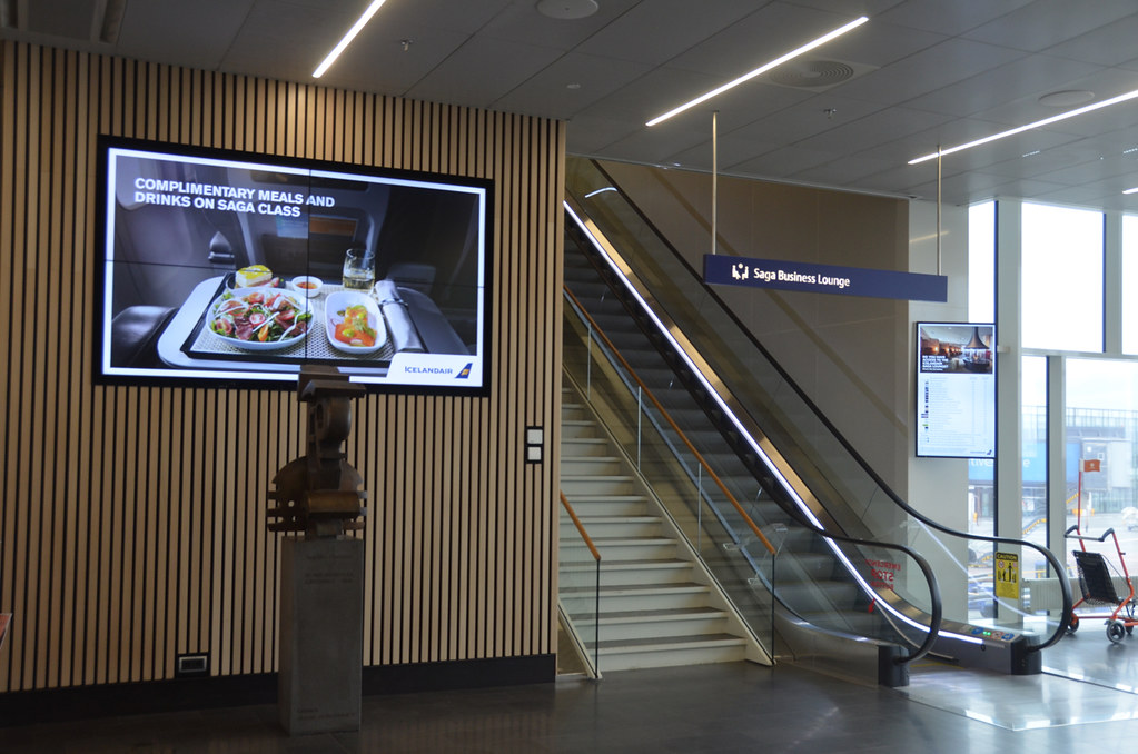 Review Icelandair Saga Business Lounge, Keflavik Reykjavik, Iceland World Traveller 73