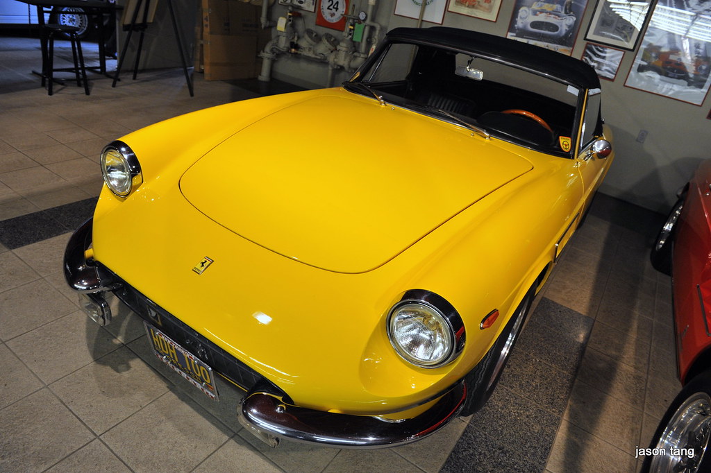 Photoshoot Ron Tonkin's Supercar Collection