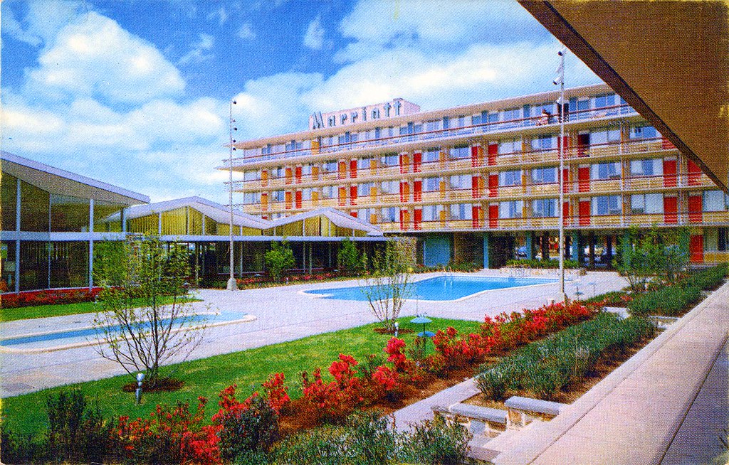 Marriott Motor Hotel Twin Bridges VA a photo on Flickriver