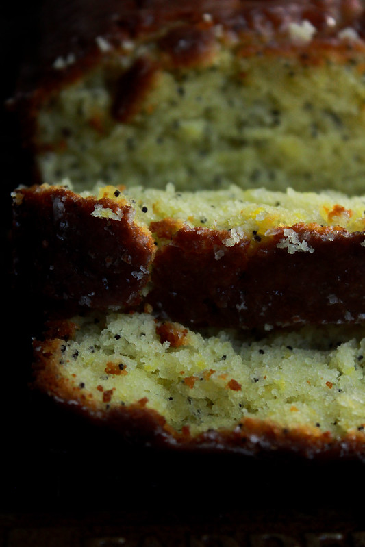 Ria's Collection LEMON POPPY SEED OLIVE OIL CAKE