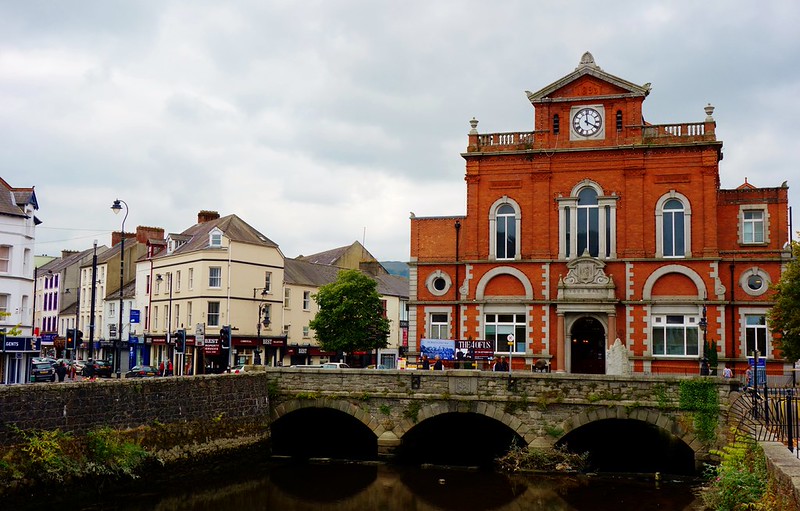 Newry A pleasant town in Northern Ireland with a long history