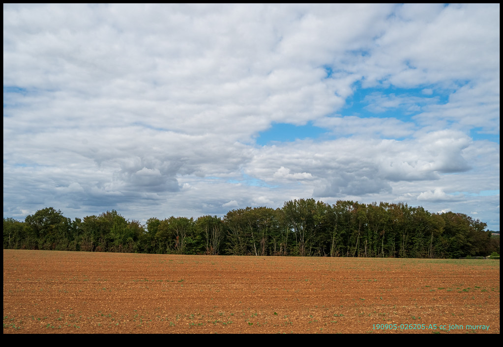 CHAMPAGNEMOUTON Carte plan hotel village de ChampagneMouton 16350