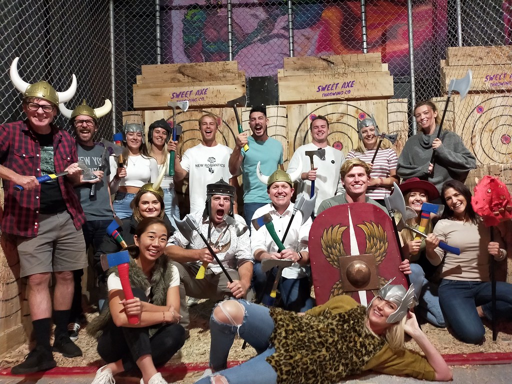 Axe Throwing Wellington 🪓 Package with tasty food Xmas do Wellington