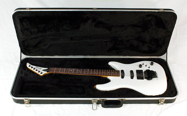 FS: Peavey Nitro III Custom Electric Guitar | Headphone Reviews and