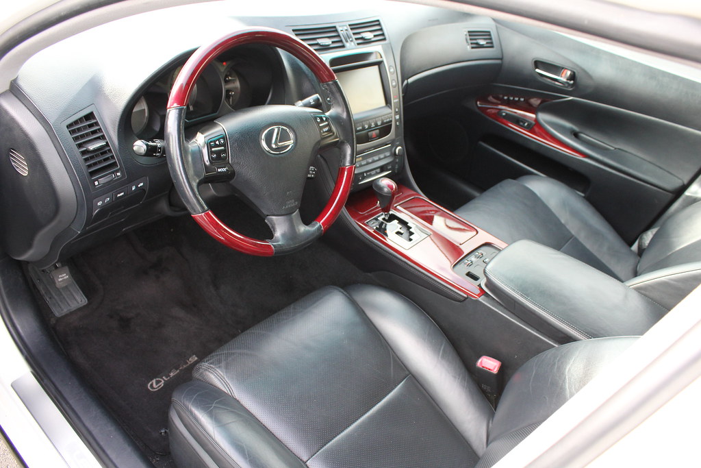 FL 2006 GS300 AWD Starfire White Pearl W/ Black Interior in Excellent