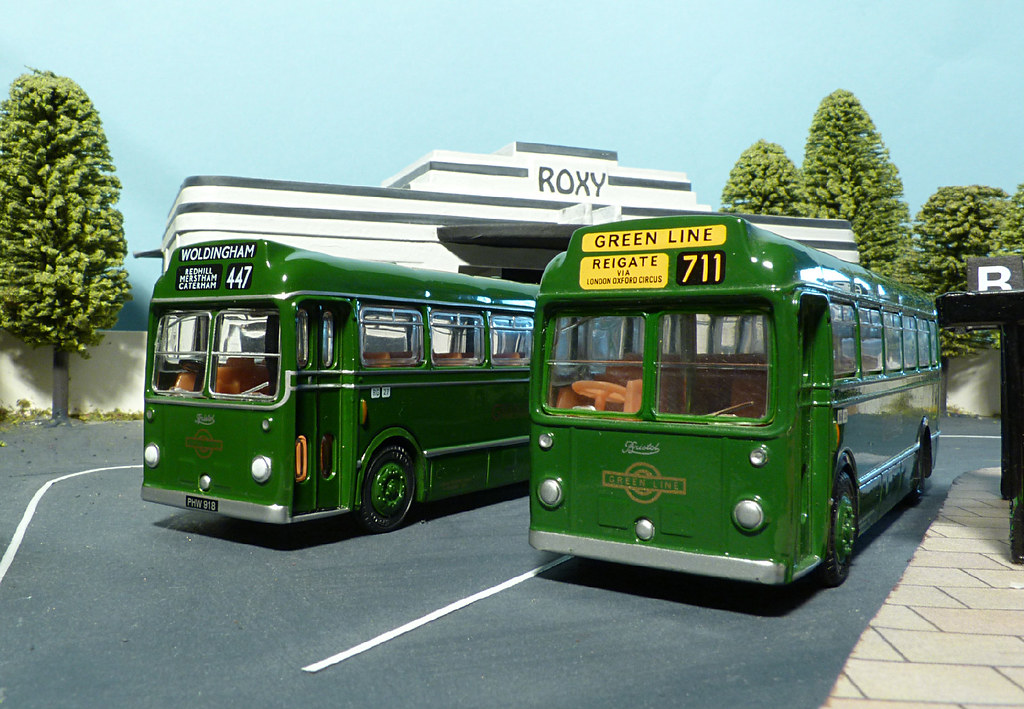Green Line Bristol LS ECW Bus(es). RG27 and RG33 176. OO … Flickr