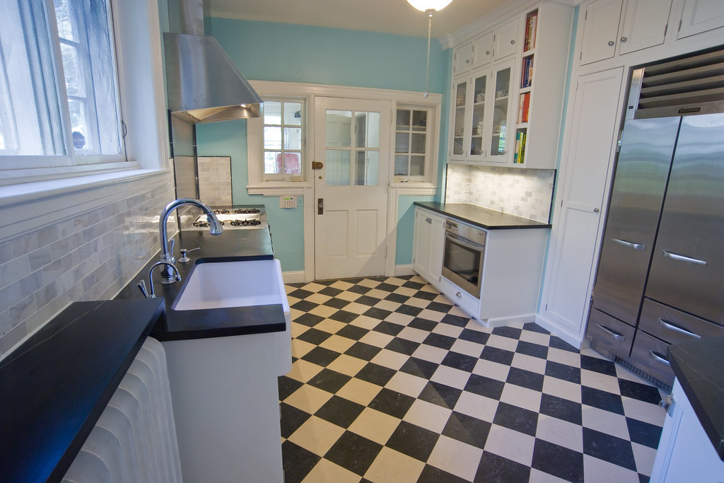 Checkerboard floor for a vintage kitchen?