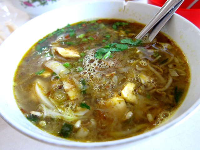 Kwong Eats. Sampling some of Malang's delicious local dishes!