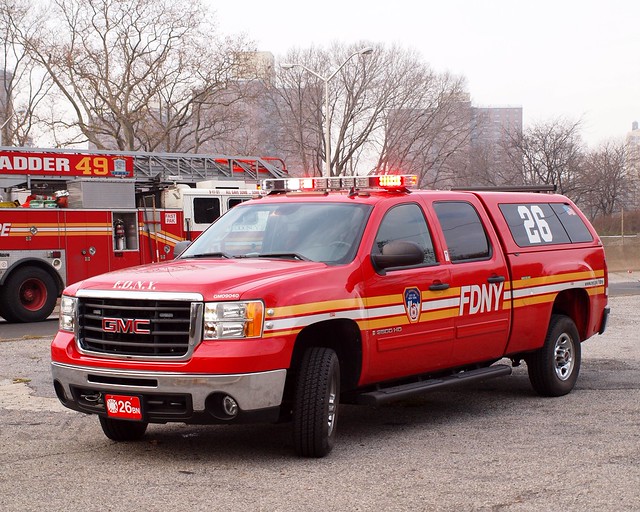 E050s FDNY Battalion 26 Fire Chief Vehicle, Bronx, New York City Flickr Photo Sharing!