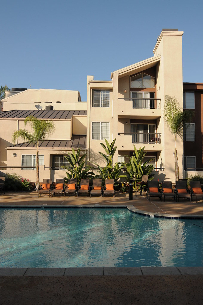 View Condos in Woodland Hills, CA at The Met Warner Center Blog