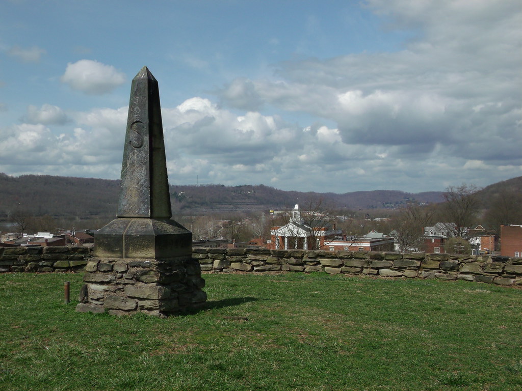 Moundsville Ohio Valley, West Virginia Tripcarta