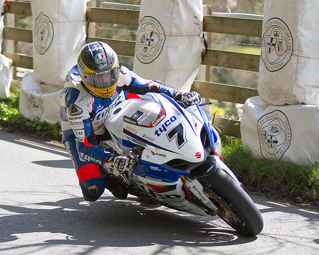 Cookstown 100 Real road racing!! Motorsports in