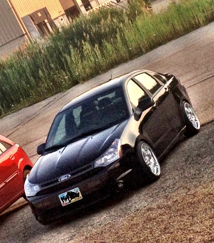 Slammed 2008 Ford Focus