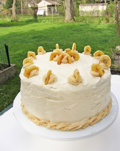 banana birthday cake