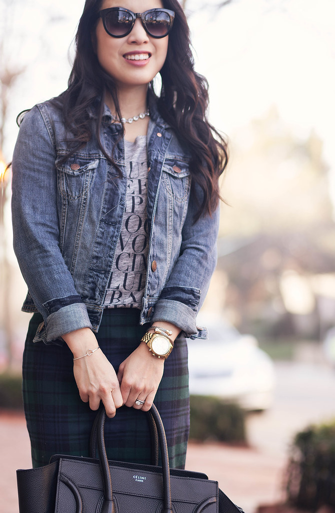 Graphic Tee + Plaid Skirt cute & little Dallas Petite Fashion Blogger